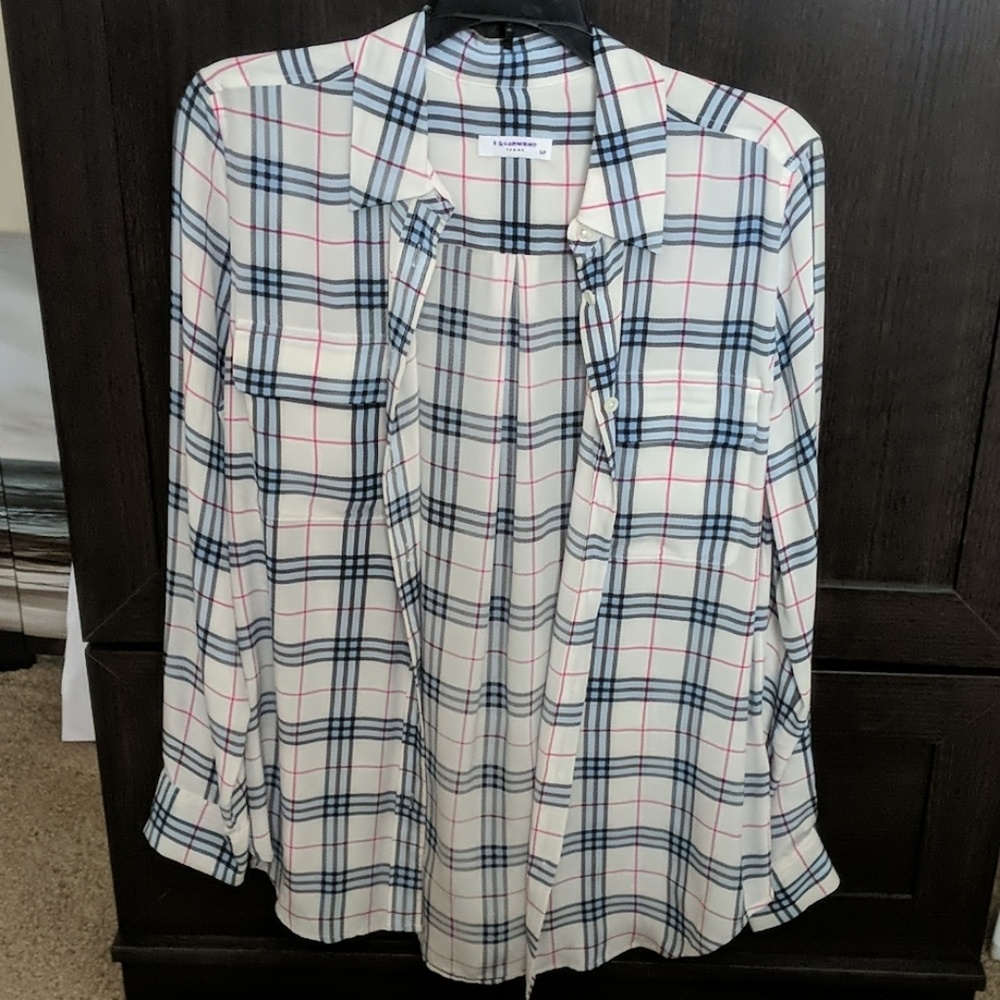 100% silk blouse by Equipment